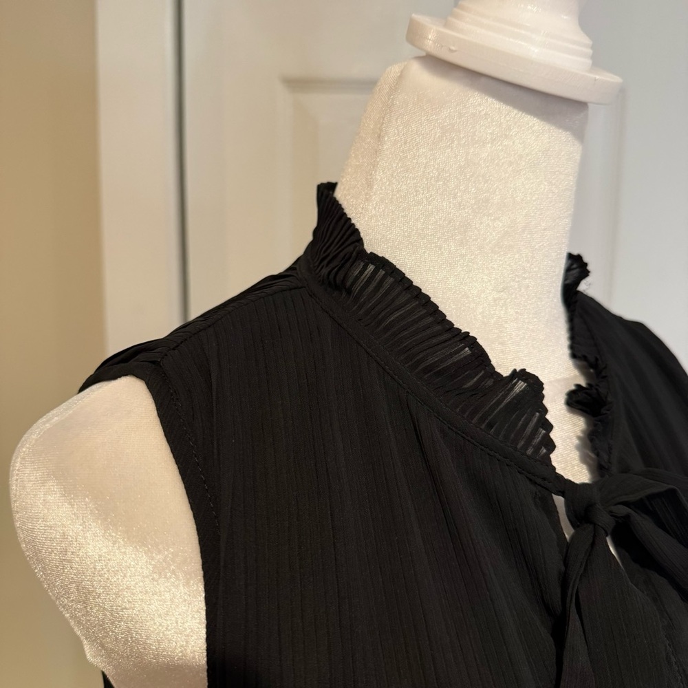 DKNY,  Black  Accordion Pleated Tie-Neck Dress, Size Large - Picture 7 of 12
